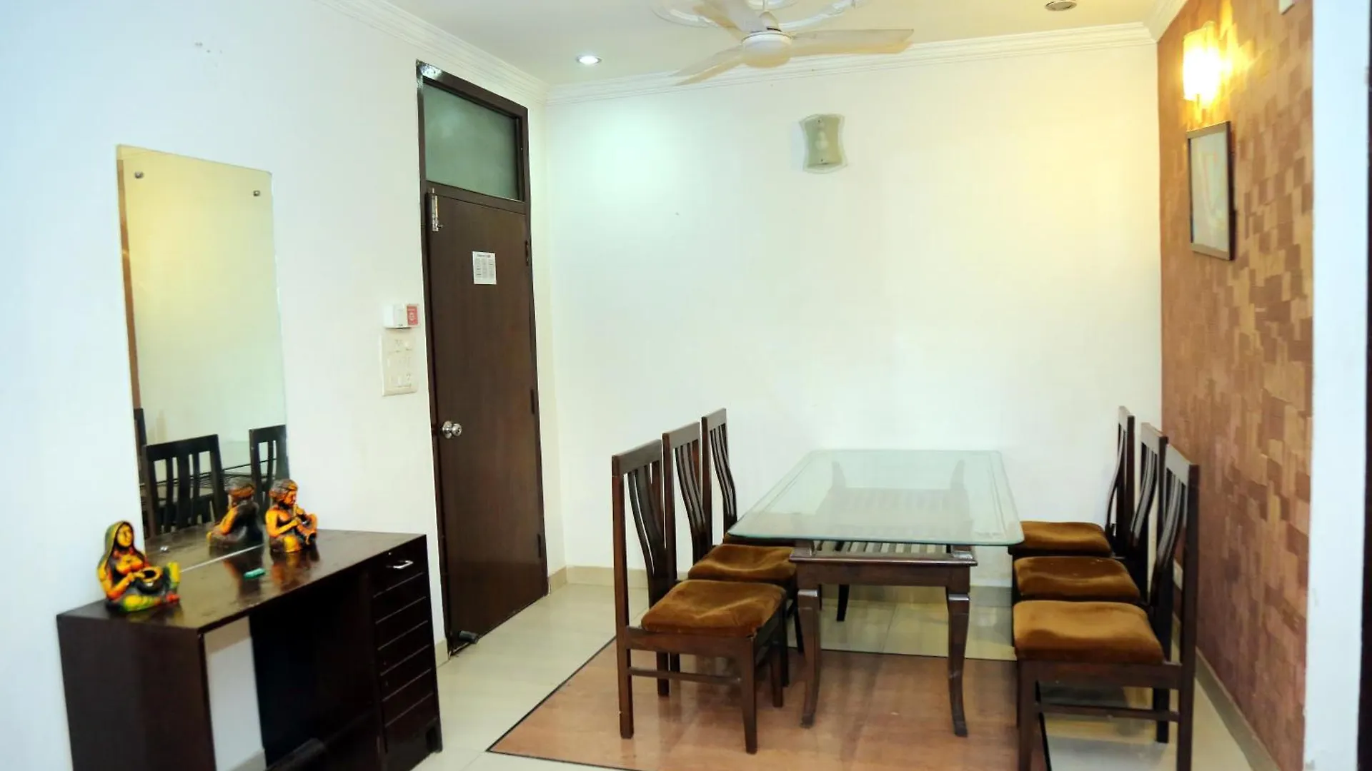 Guest house Hotel Sai Group New Delhi